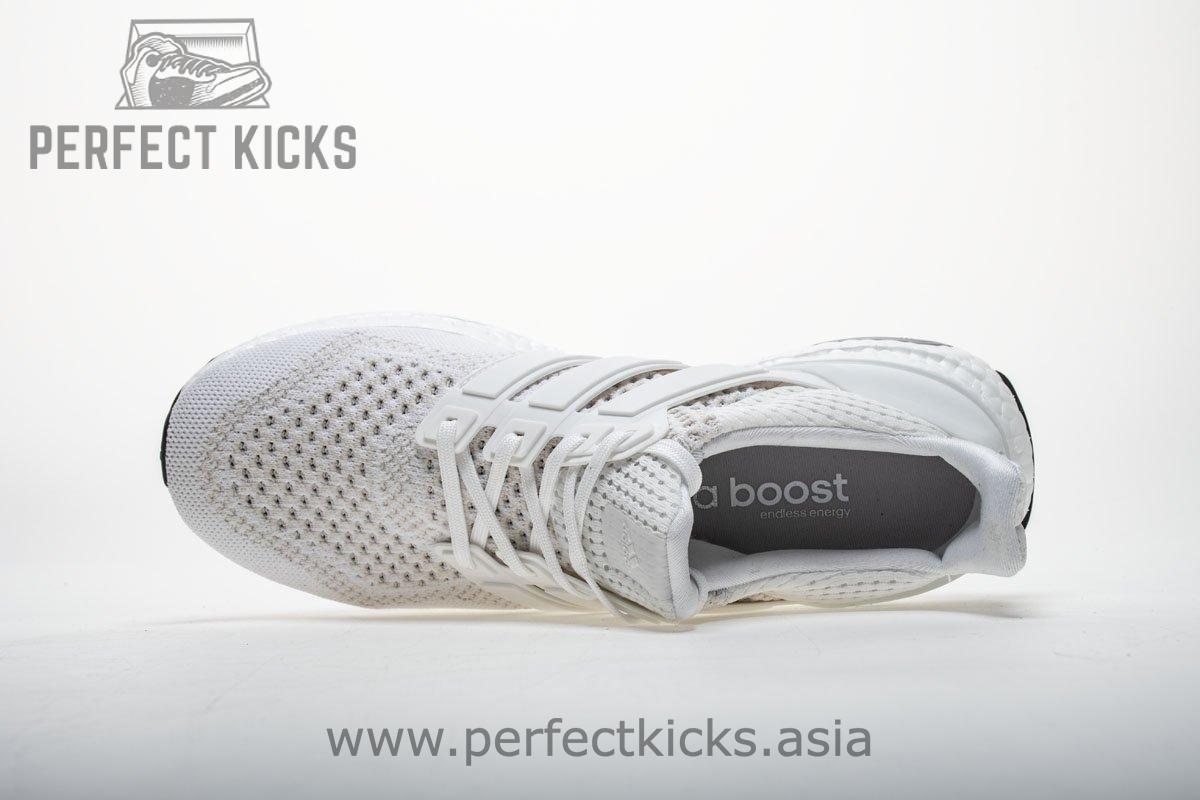 Ad*s ultra boost 1.0 triple white s77416