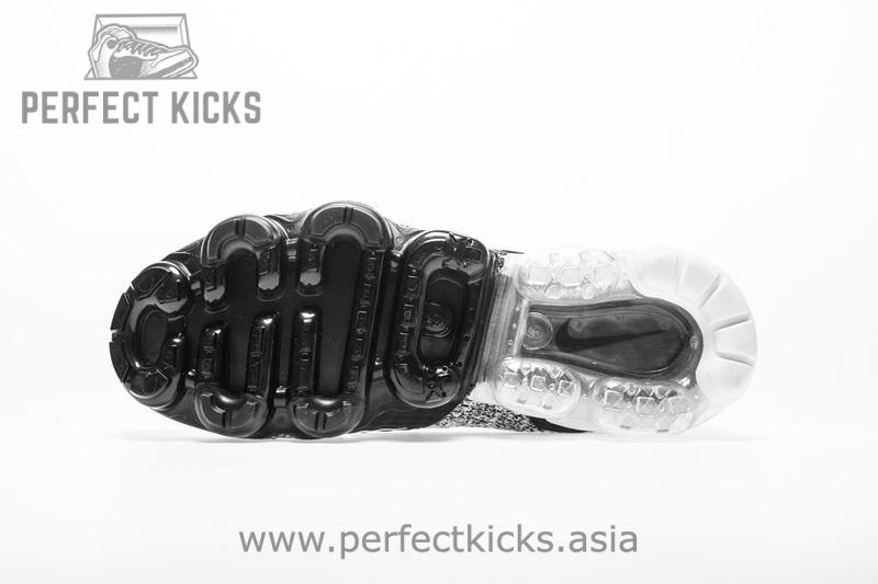 Nike VaporMax 2018 “Black White” 942842-016