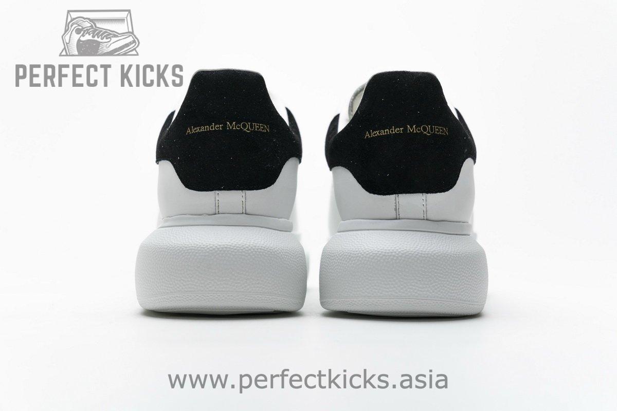 462214 WHGP7 9001 Alexander McQueen Sneaker White Black23