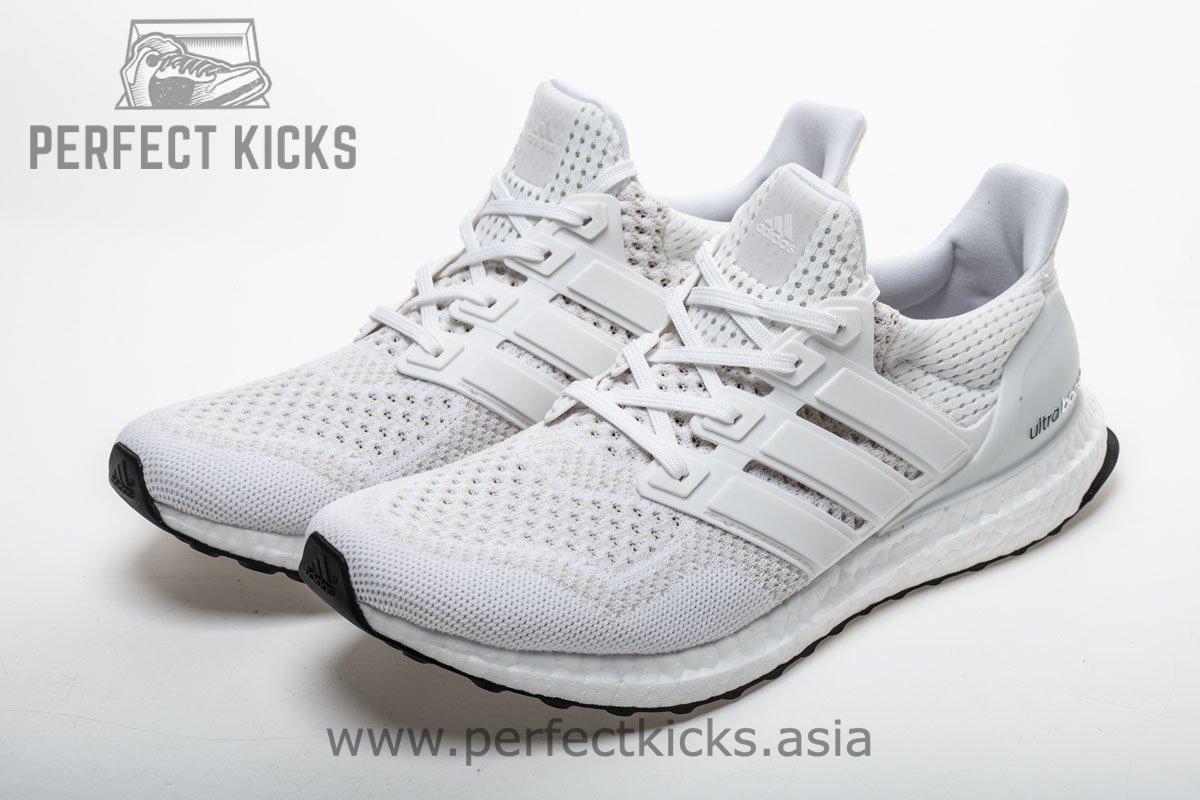 Ad*s ultra boost 1.0 triple white s77416