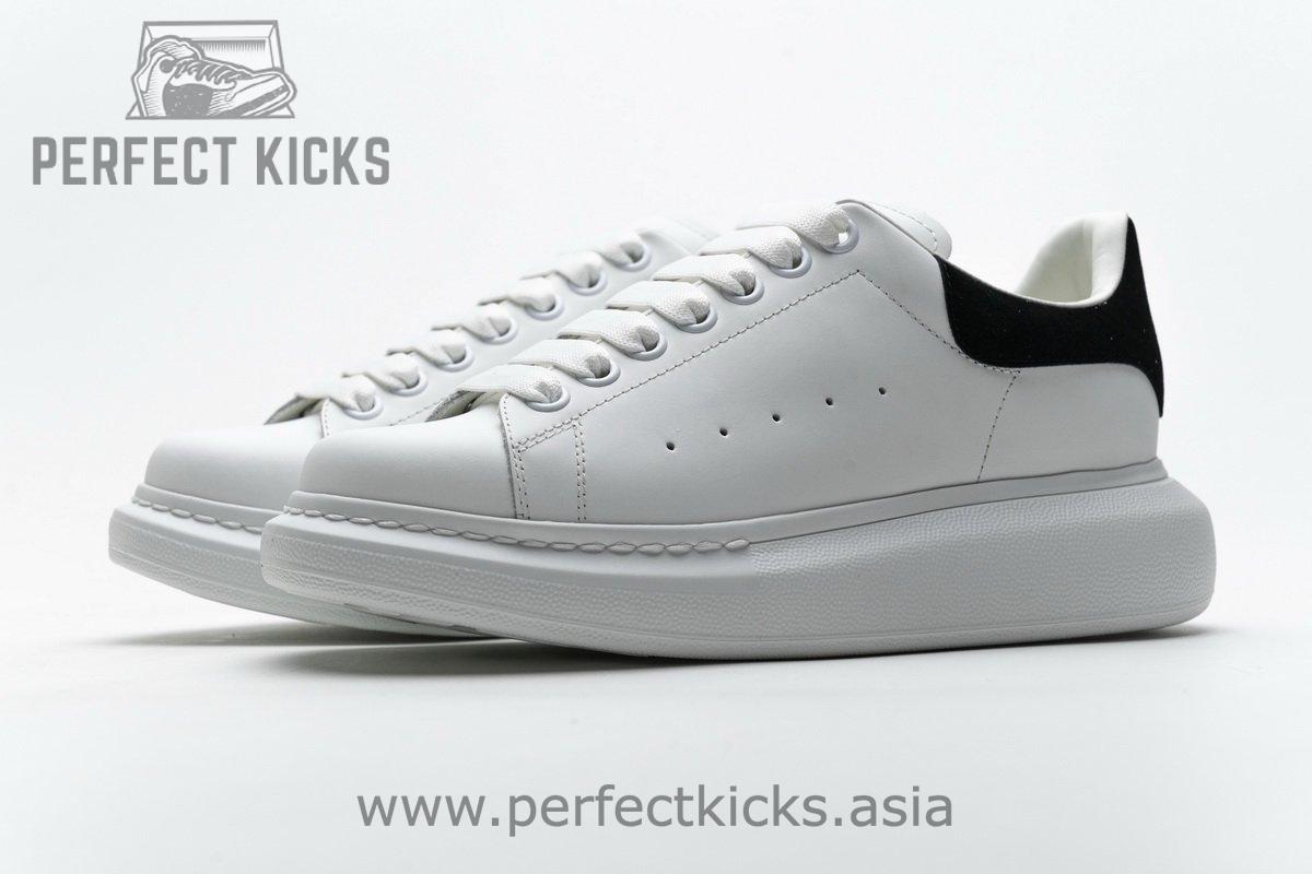 462214 WHGP7 9001 Alexander McQueen Sneaker White Black23
