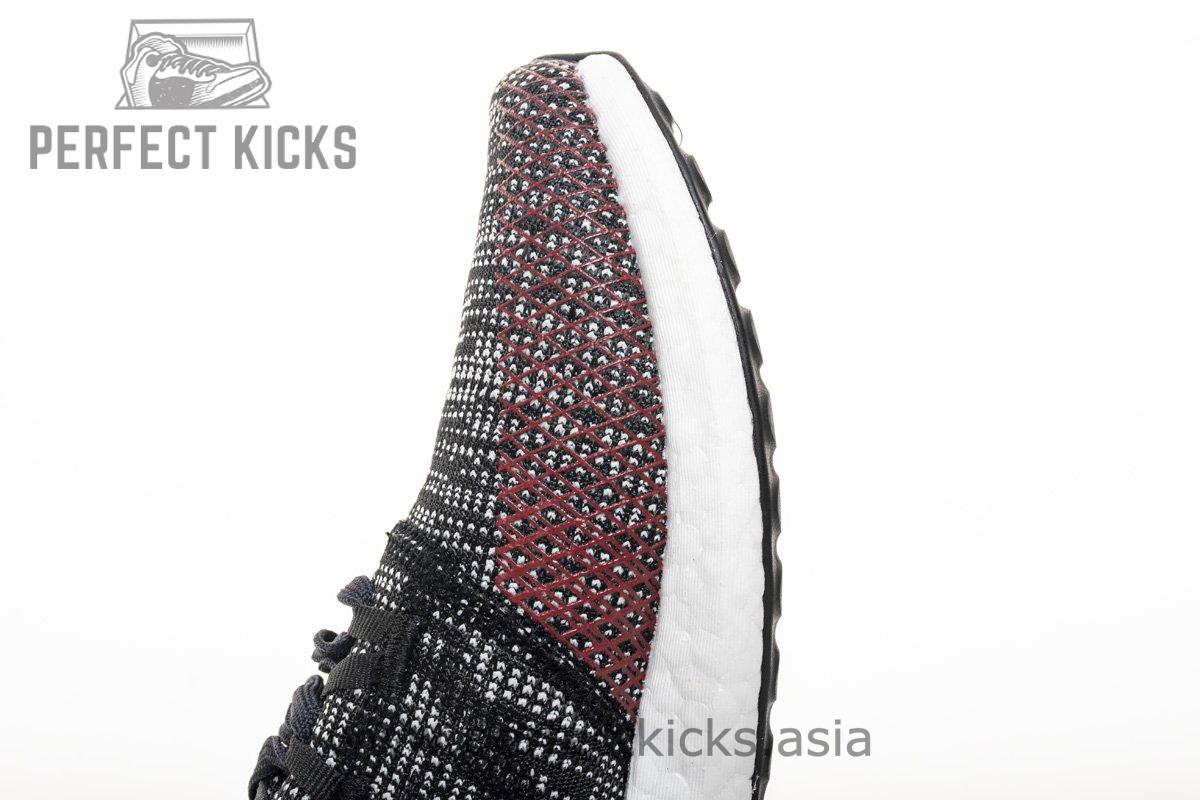 Ad*s pure boost go “carbon/core black/power red” ah2323