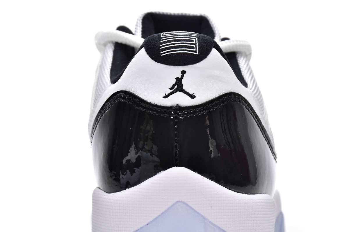 528895-153 Air Jordan 11 Retro Low Concord