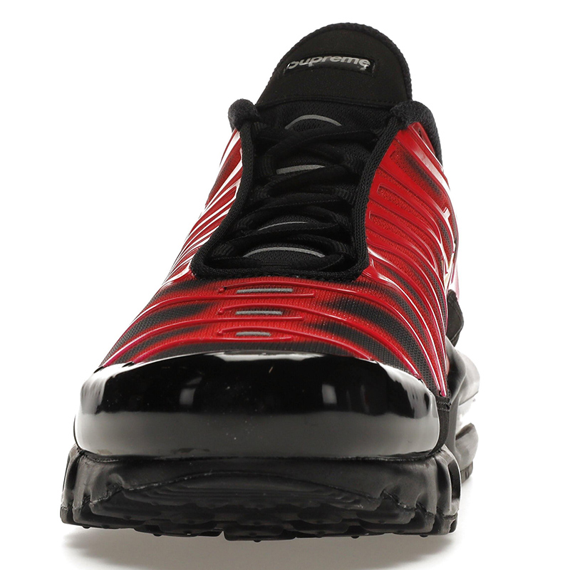 nike air max plus S*p*e black